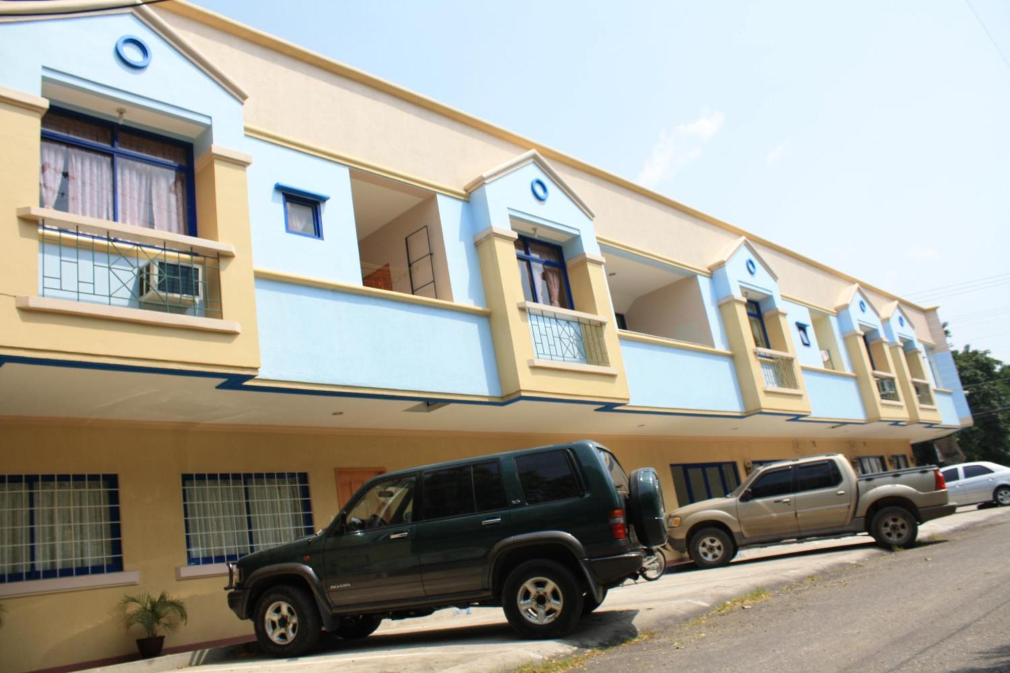 Dumaguete Springs Apartment Dumaguete City Esterno foto