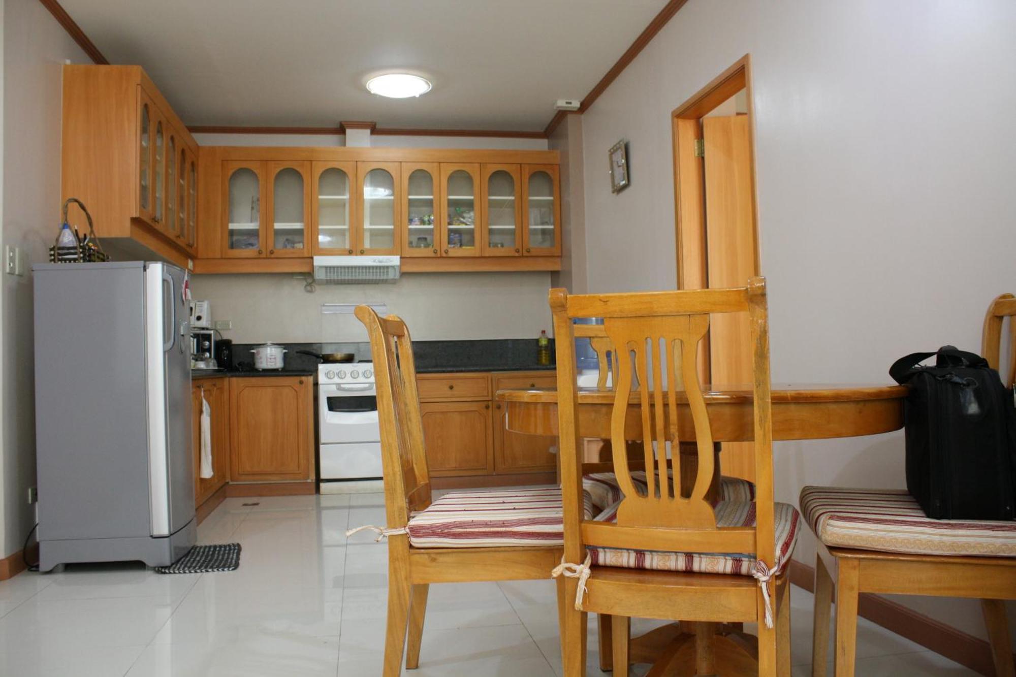 Dumaguete Springs Apartment Dumaguete City Esterno foto