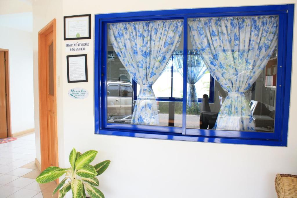 Dumaguete Springs Apartment Dumaguete City Esterno foto